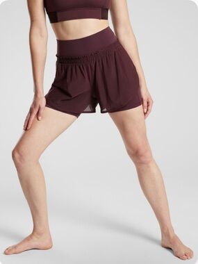 Athleta Crescent 2-in-1 Shorts size Medium